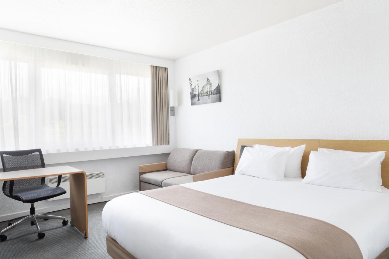 Holiday Inn Lille Ouest Englos By Ihg Buitenkant foto
